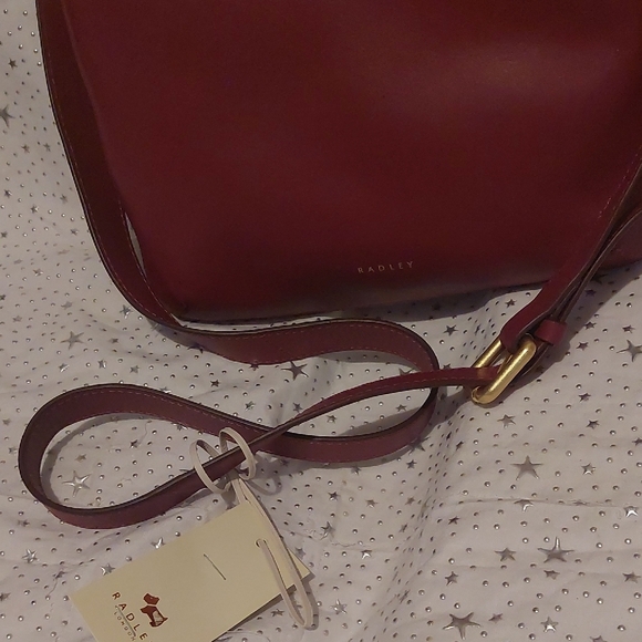 Radley Pockets Icon Small Zip Top Crossbody Bag - Red - Picture 7 of 11